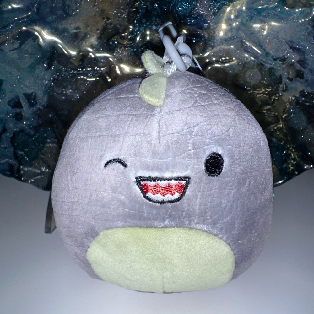 Squishmallows Xander Laughing Dinosaur Clip NWT 3.5”